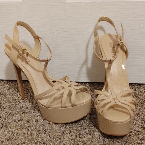 SCHUTZ Shoes - Schutz Cream Wedding Platforms